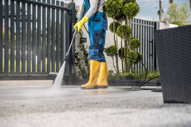 Best Deck Pressure Washing  in Blue Ash, OH